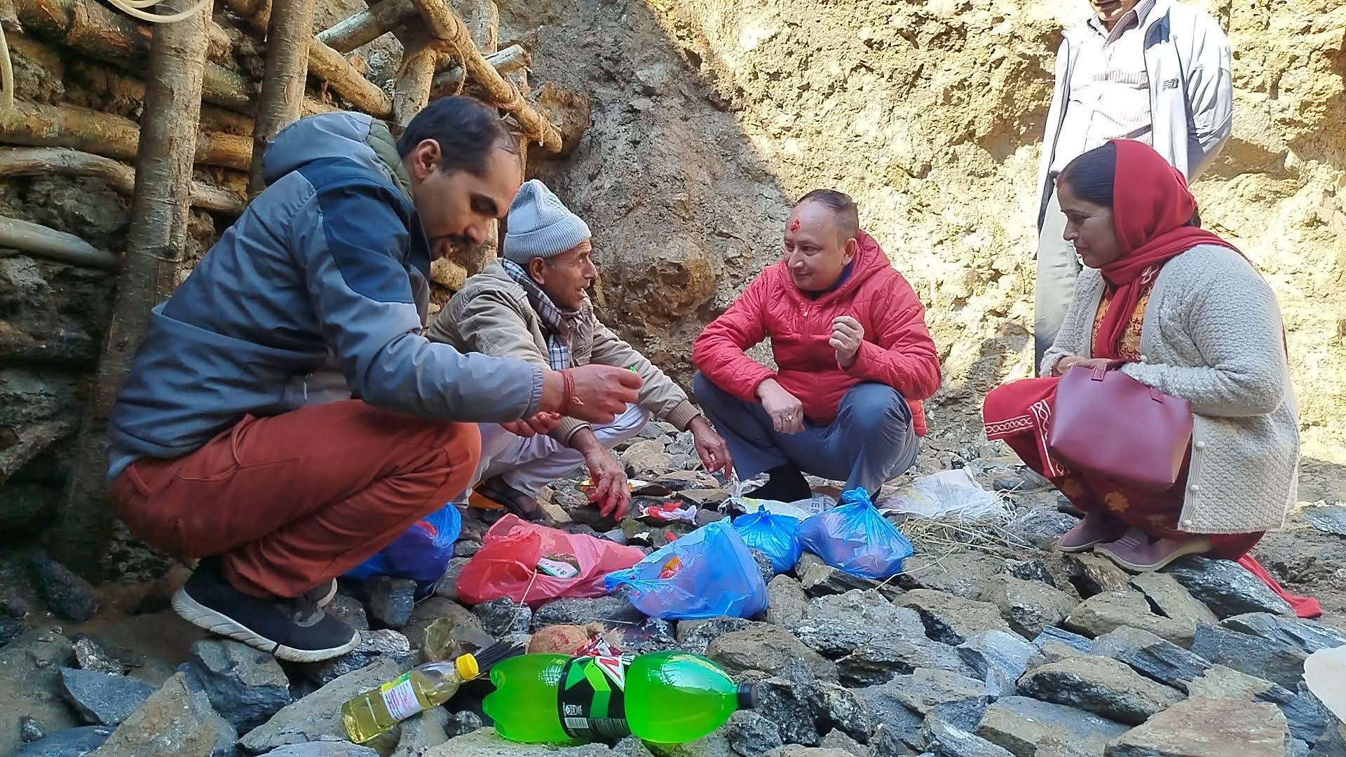 पाँचपोखरी थाङपालमा ११० मिटर लामो झोलुङ्गे पुलको शिलान्यास