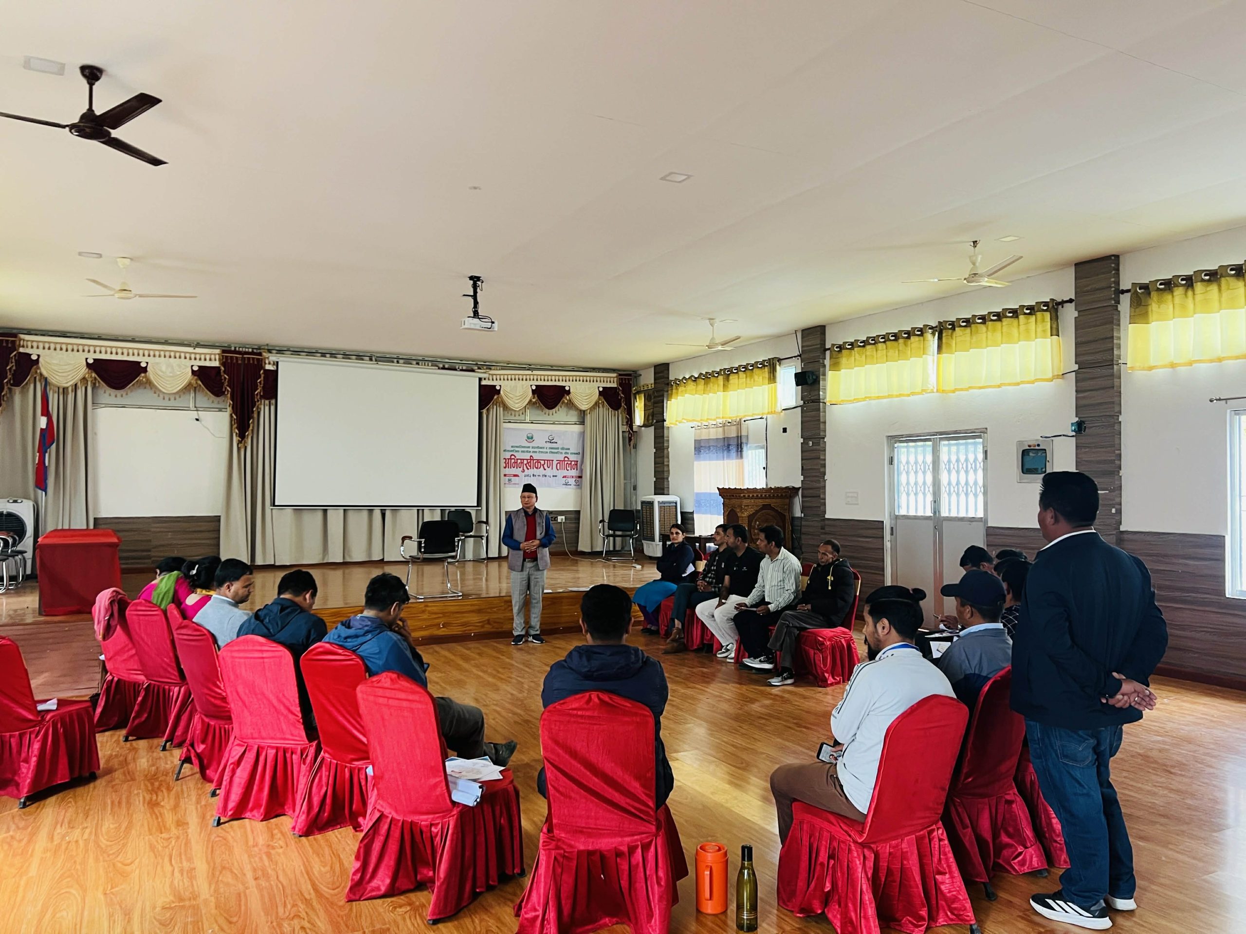 पाँचपोखरी थाङपालमा शिक्षक लक्षित तालिम सम्पन्न